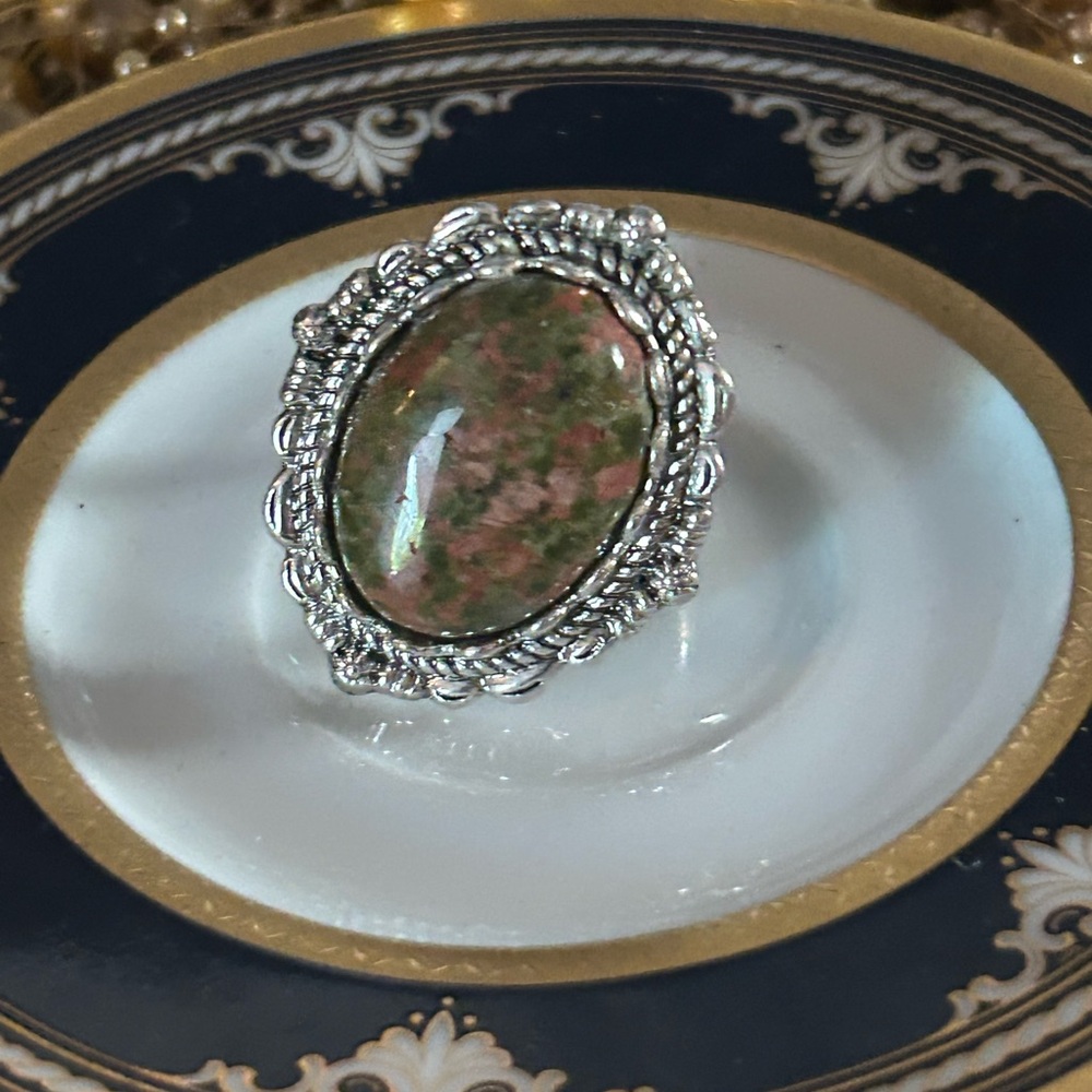 Vintage Silver-tone and Unakite Cabochon Ring